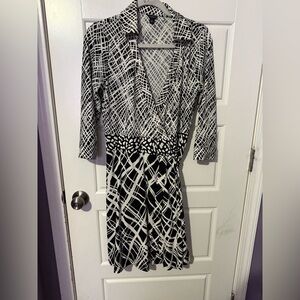 Ann Taylor Monochrome Patterned Long Sleeve Dress